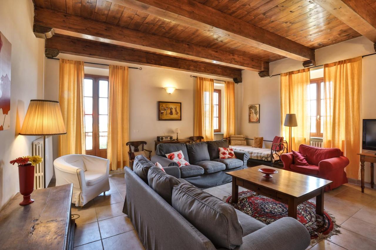 Villa Pesce, 몸바루초 외부 사진